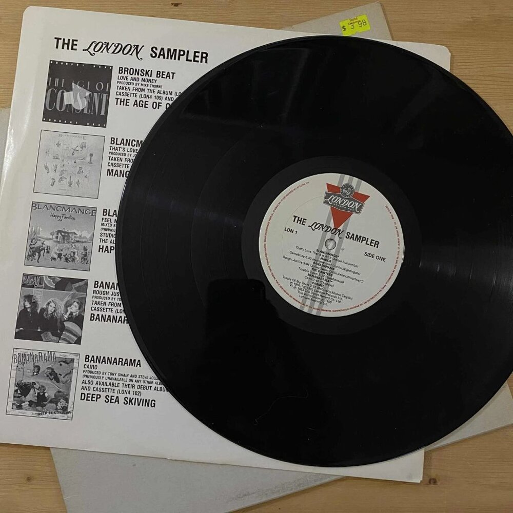 The London Sampler 33RPM VG+ AJ37